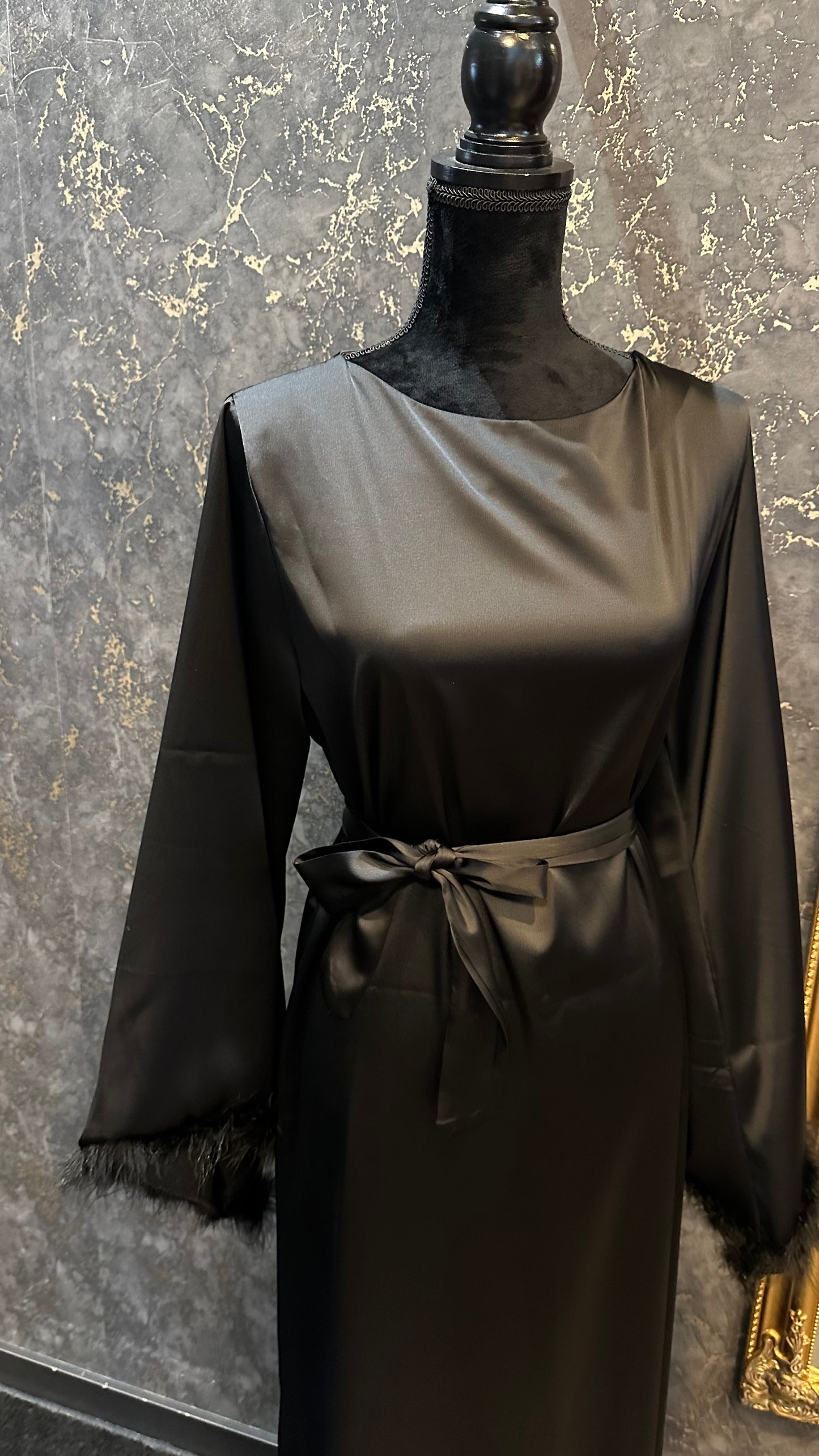 Zyra Abaya Black