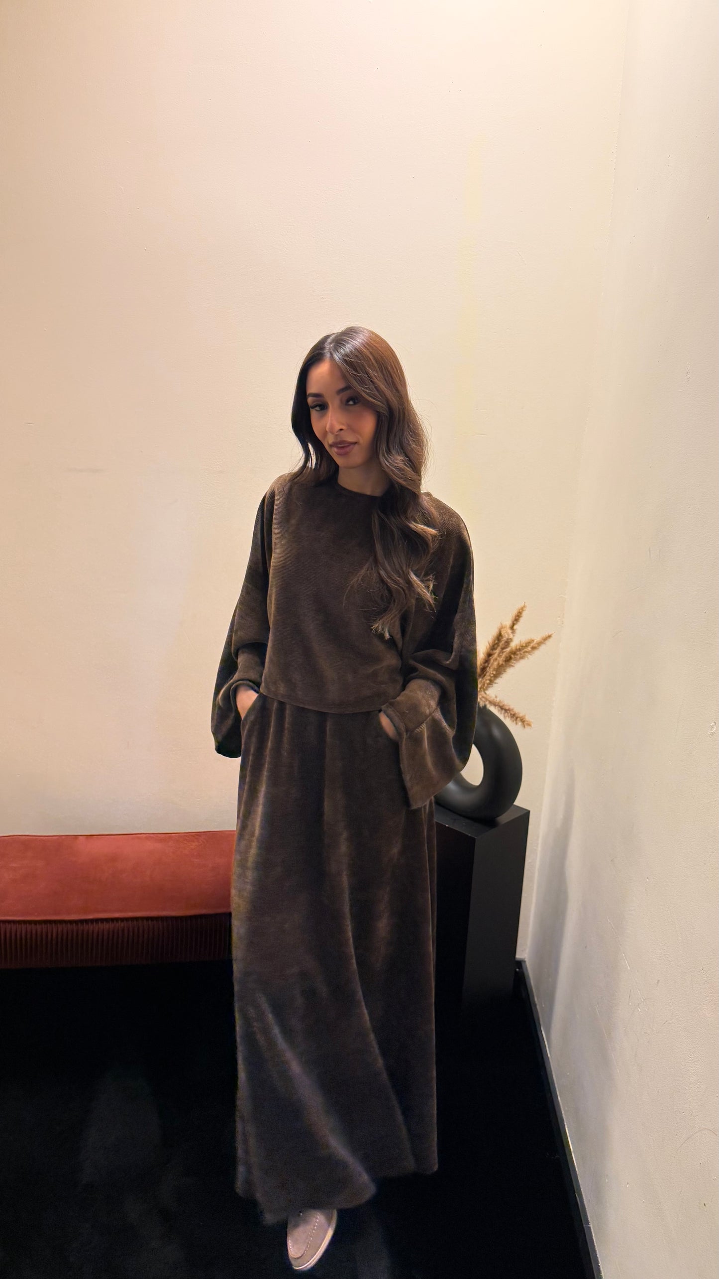 Vera set Brown