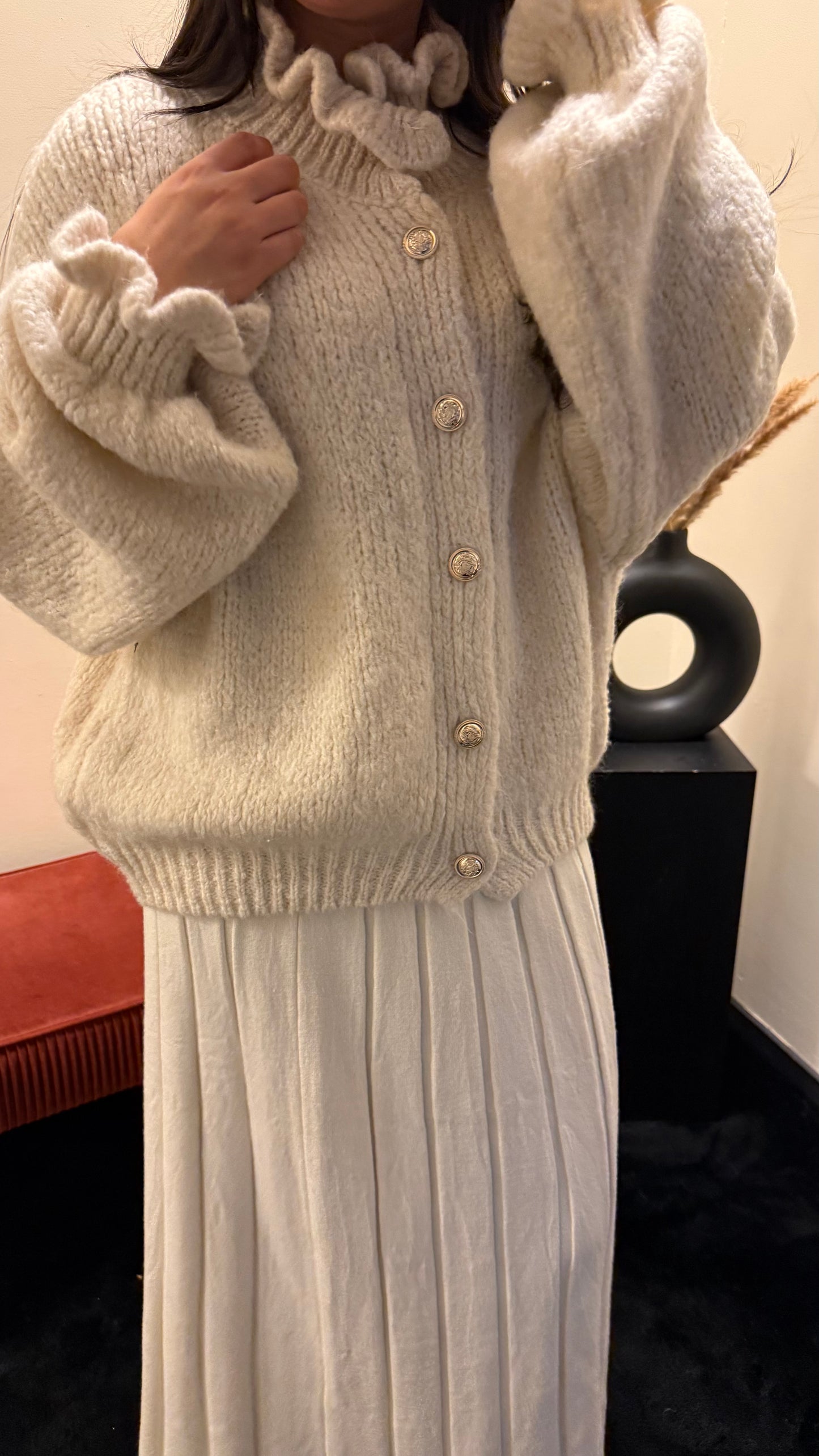 Zoë sweater Ruffel Beige