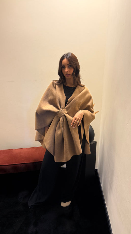 Safae poncho Brown