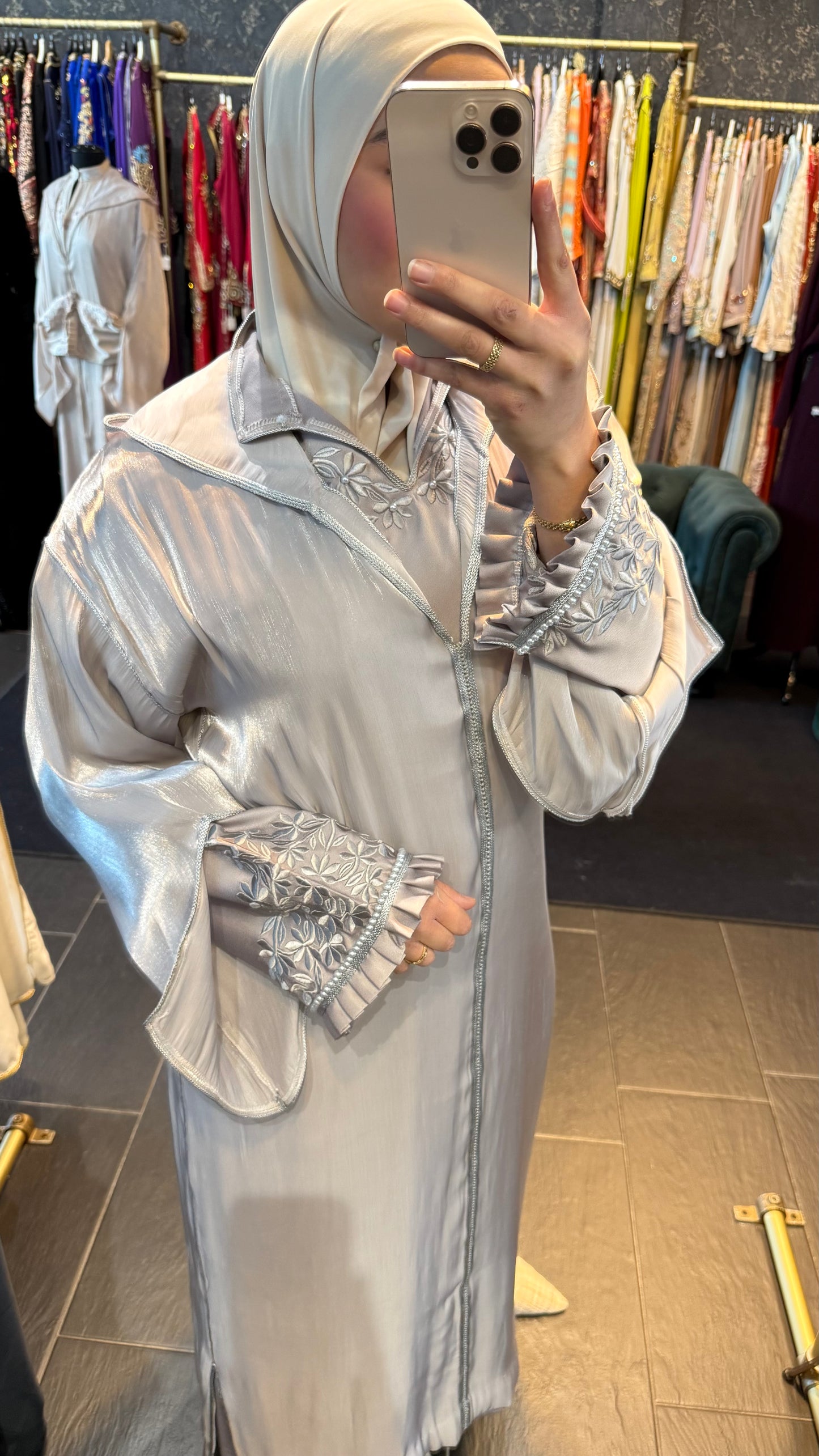 Mariposa jelleba Gray