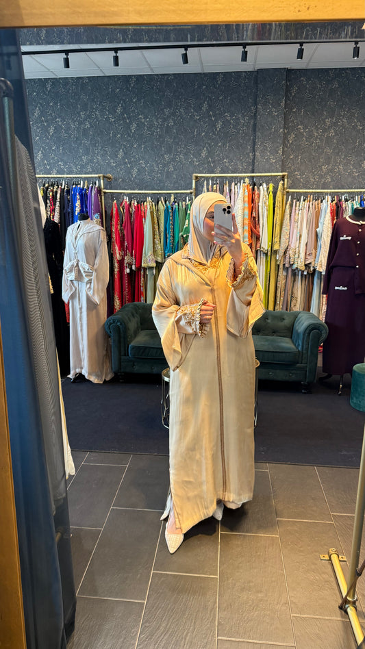 Mariposa Jelleba Camel