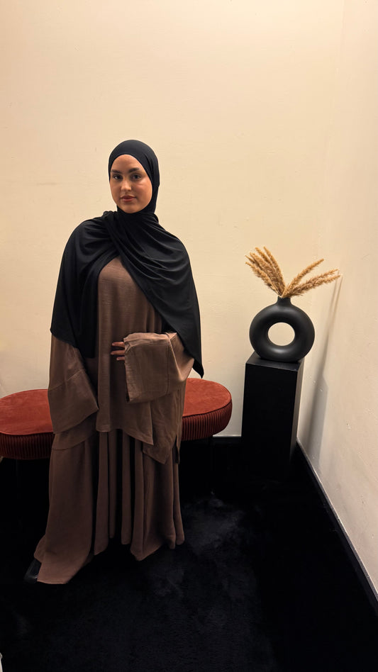 Linnen Sarai set Brown